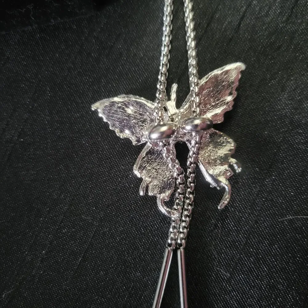 N/A butterfly bolo